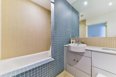 1 bedroom apartment to rent, 13, Kew Bridge Court W4