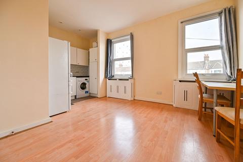 1 bedroom flat to rent, Long Lane, East Finchley, London, N2