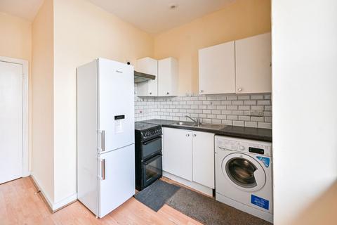 1 bedroom flat to rent, Long Lane, East Finchley, London, N2
