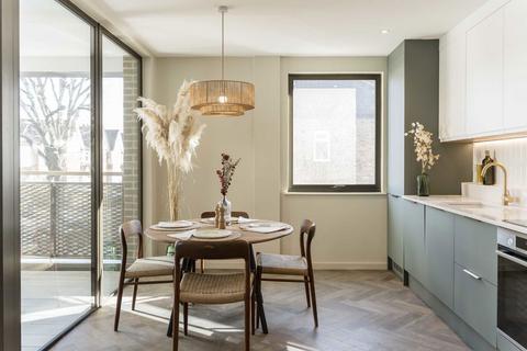 2 bedroom flat for sale, Craven Avenue, London W5