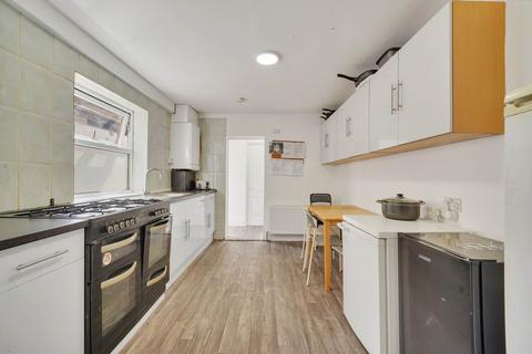 4 bedroom terraced house for sale, High Road Leyton, London