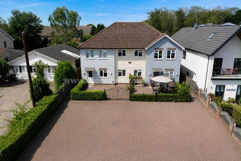 2 bedroom flat for sale, 2 Riverbreeze, 283 Ferry Road, Hockley