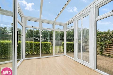 2 bedroom flat for sale, 2 Riverbreeze, 283 Ferry Road, Hockley