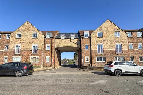 2 bedroom flat to rent, Wyberton West Road, Boston