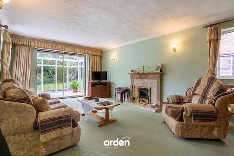 2 bedroom detached bungalow for sale, Fairways Drive, Blackwell, B60