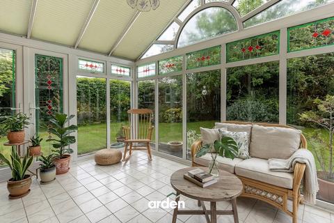 2 bedroom detached bungalow for sale, Fairways Drive, Blackwell, B60