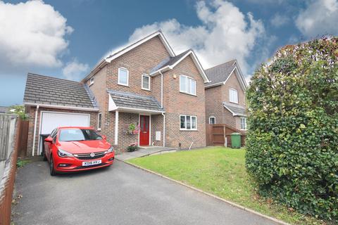 3 bedroom detached house for sale, Cynthia Road, Poole BH12