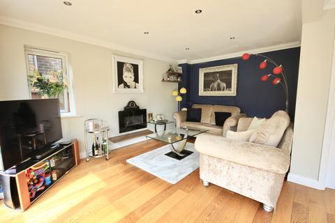 3 bedroom detached house for sale, Cynthia Road, Poole BH12
