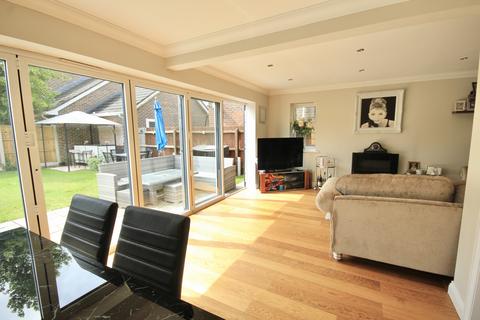 3 bedroom detached house for sale, Cynthia Road, Poole BH12