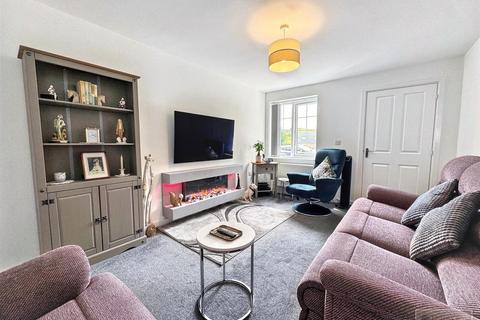 3 bedroom detached house for sale, Curlew Avenue, Buxton
