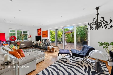 4 bedroom detached house for sale, Blackthorne Road, Great Bookham, Leatherhead