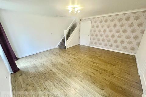 3 bedroom house to rent, Victoria Court, Victoria Street, Glossop, Derbyshire, SK13