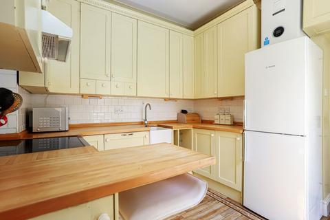 3 bedroom semi-detached house for sale, Downing Street, Farnham, GU9