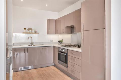 1 bedroom flat for sale, Coles Green Road, London NW2