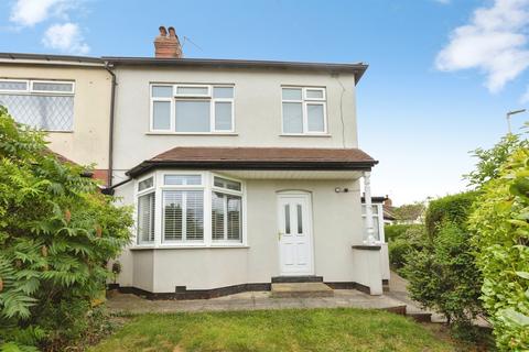 3 bedroom semi-detached house for sale, Willow Crescent, Leeds