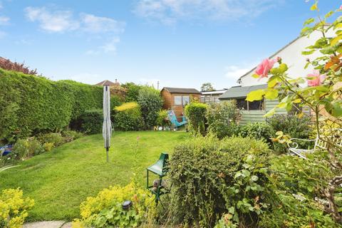 3 bedroom semi-detached house for sale, Willow Crescent, Leeds