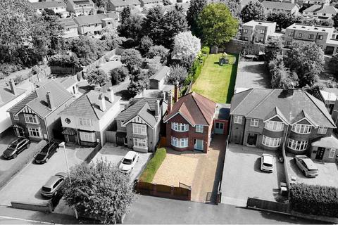 4 bedroom detached house for sale, Cheltenham Road, Gloucester