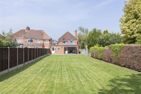 4 bedroom detached house for sale, Cheltenham Road, Gloucester