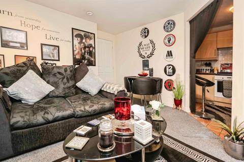 2 bedroom flat for sale, Bromford Road, Oldbury