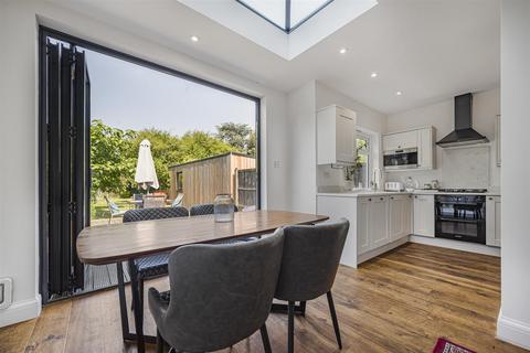 undefined, Ravensbourne Avenue, Shortlands, BR2