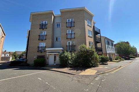 2 bedroom flat for sale, 45 The Chase, Grays, Essex RM20 4BF
