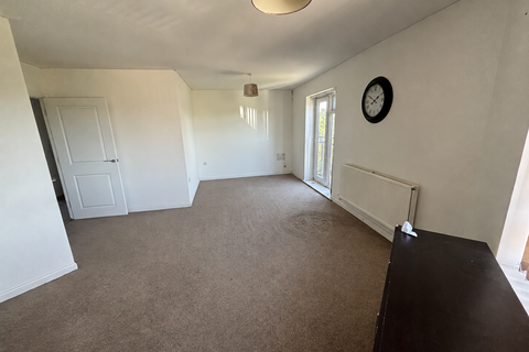 2 bedroom flat for sale, 45 The Chase, Grays, Essex RM20 4BF