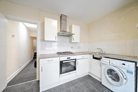 1 bedroom apartment for sale, Springbank Road, London