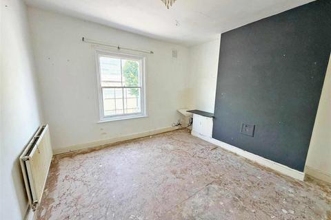 1 bedroom flat for sale, Wood Lane, London