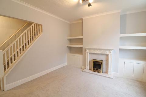 2 bedroom end of terrace house for sale, Railway Street, Glossop SK13