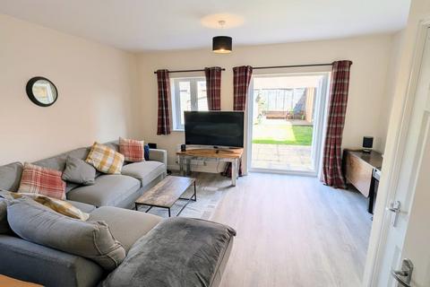 4 bedroom semi-detached house for sale, Serotine Crescent, Trowbridge, BA14