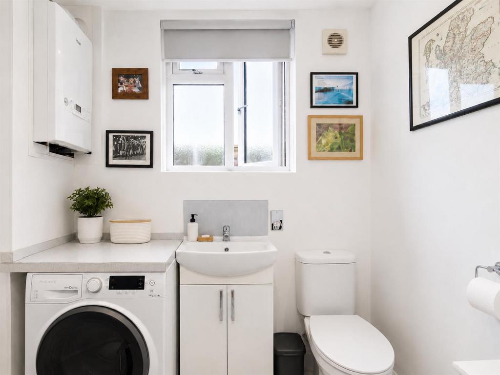 Utility room, utility