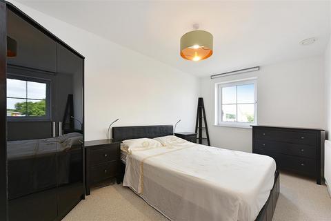 2 bedroom apartment for sale, Burnt Oak Broadway, Edgware