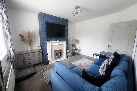 2 bedroom ground floor flat for sale, Lisle Street, Wallsend