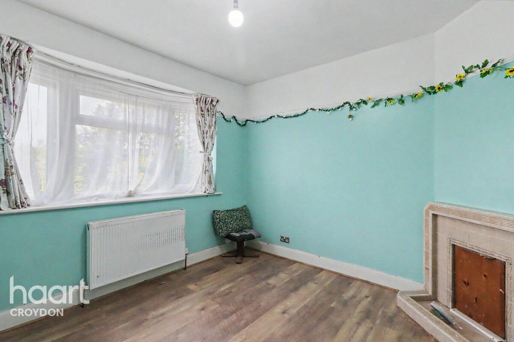 Bedroom, fireplace