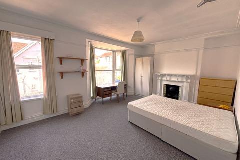 5 bedroom terraced house to rent, Knoll Avenue, Uplands, Swansea, SA2