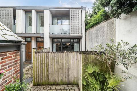 1 bedroom detached house for sale, Hyde Street, Winchester, Hampshire, SO23
