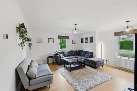 undefined, Flat 2, 3 Carnbane Drive, Broughty Ferry, DD5 3TW