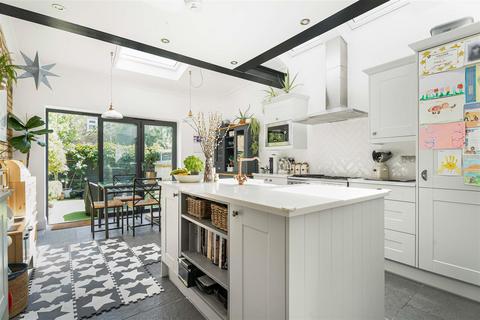 4 bedroom terraced house for sale, Rensburg Road, Walthamstow, London, E17