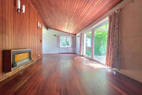 4 bedroom bungalow for sale, Hurn Lane, Berrow, Burnham-on-Sea, Somerset, TA8