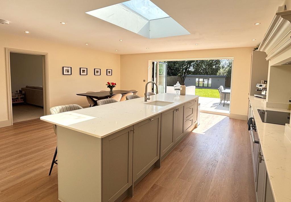 Kitchen 1