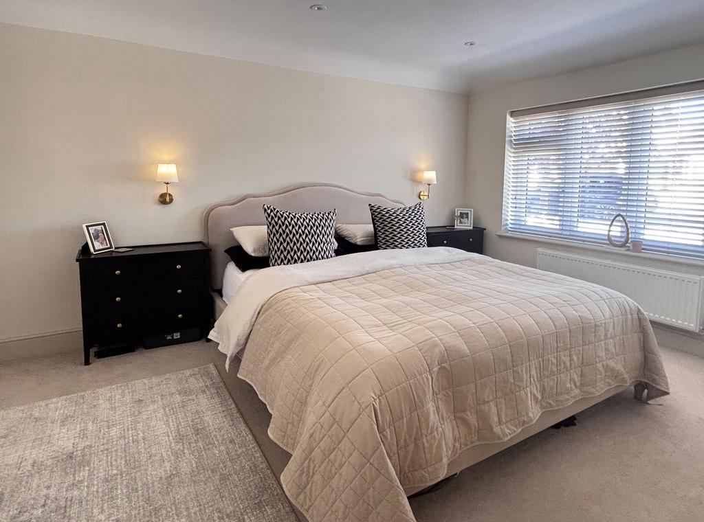 Bedroom 1a