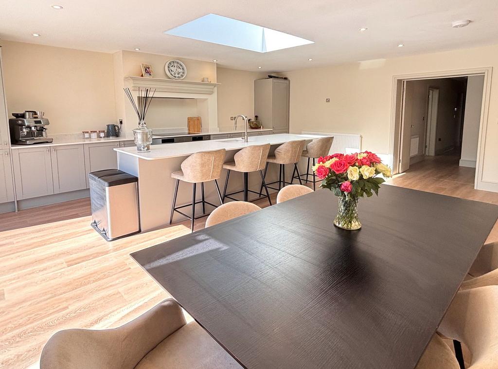 Kitchen 5