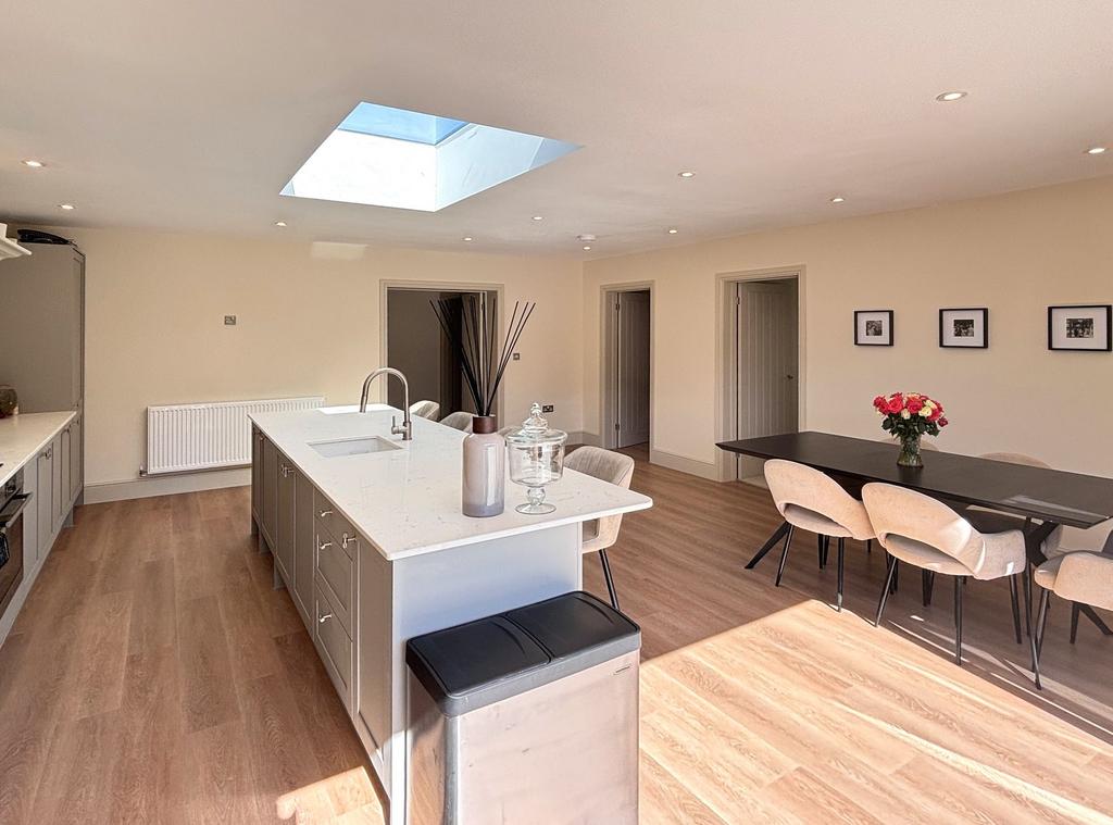 Kitchen 6