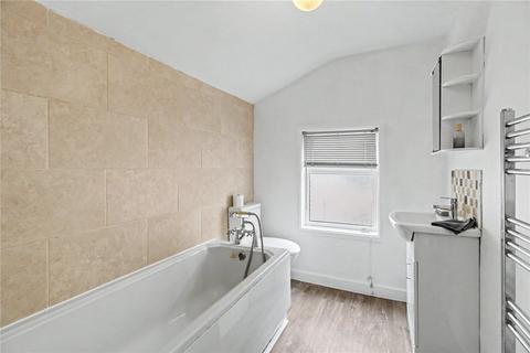 2 bedroom end of terrace house for sale, Bixley Road, Lowestoft, Suffolk, NR33