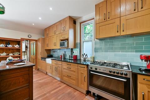 5 bedroom detached house for sale, Bulmershe Road, Reading RG1