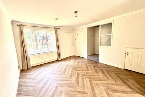 3 bedroom terraced house for sale, Eton Court, Staines-upon-Thames, Surrey, TW18