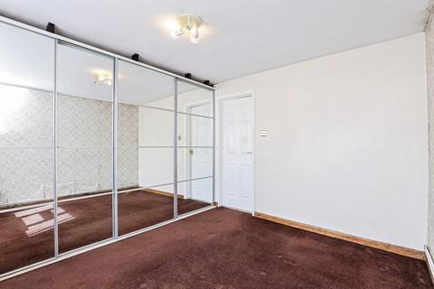 2 bedroom maisonette for sale, Bristol Close, Crawley, West Sussex, RH10