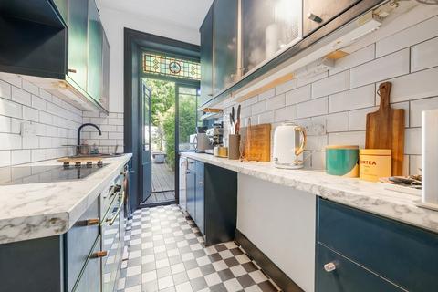1 bedroom flat for sale, Atherfold Road, SW9