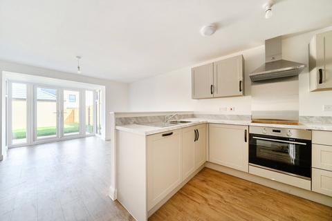 3 bedroom semi-detached house to rent, Gowering Way, Abingdon, Abingdon, OX14