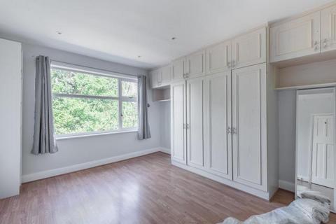 undefined, Lyndhurst Gardens, London, N3